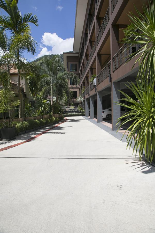 West Key Kamala Apartment Exteriör bild